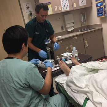 Tres Jolie Nail Spa - Preparing to evacuate the infection from her less than clean pedicure! - Nail Salons Near Me - Carol Stream, Illinois