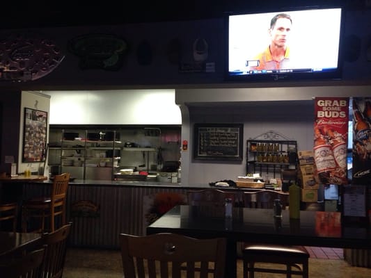 The Clubhouse Bar & Grill by null