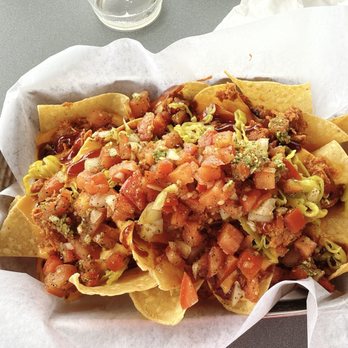 Off The Wall Tap House - Pulled chicken nachos - American Near Me - Corolla, North Carolina