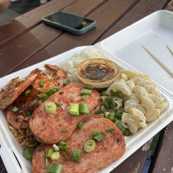 Maui's on Main - Spam garlic shrimp spam rice and cold macaroni - Burgers Near Me - San Antonio, Texas Maui's on Main - Spam garlic shrimp spam rice and cold macaroni - Burgers Near Me - San Antonio, Texas