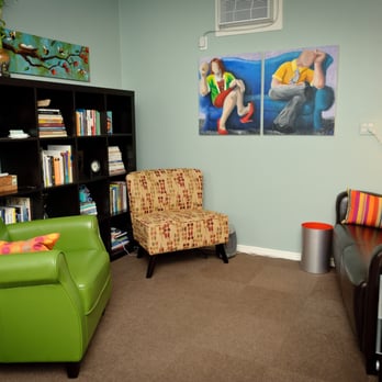 Shaney Watters MA LMFT - View of office area - Counseling & Mental Health Near Me - Los Angeles, California Shaney Watters MA LMFT - View of office area - Counseling & Mental Health Near Me - Los Angeles, California
