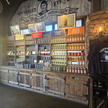 Sugarlands Distilling Co - Best flavors of Moonshine I've had - Distilleries Near Me - Gatlinburg, Tennessee Sugarlands Distilling Co - Best flavors of Moonshine I've had - Distilleries Near Me - Gatlinburg, Tennessee