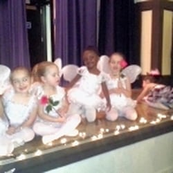I Twirl Dance Programs - Winter recital in 2013!
