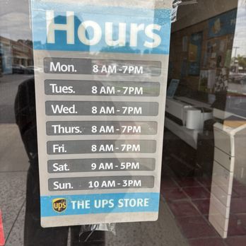 The UPS Store - Shipping Centers Near Me - Hacienda Heights, California