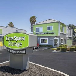 Extra Space Storage - Security Screens