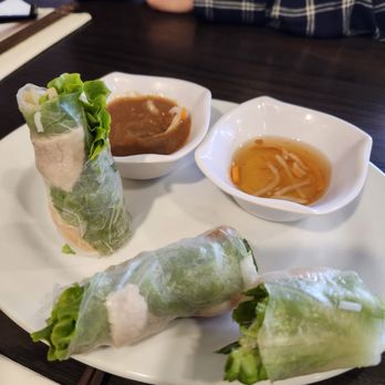 Lunar's Pho - Spring roll - Vietnamese Near Me - Tacoma, Washington