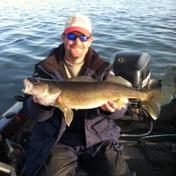 T and T Guide Services - Nice mid 20's Walleye from Lake Mille Lacs in Isle, MN October 29, 2011