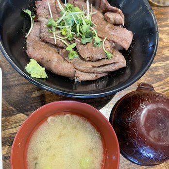 Waraku - US Kobe skirt steak bowl - Izakaya Near Me - Torrance, California Waraku - US Kobe skirt steak bowl - Izakaya Near Me - Torrance, California