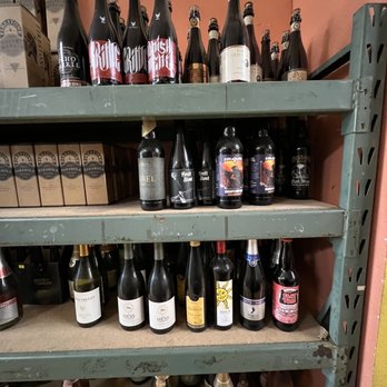 Bottles - Wine and beer - Beer, Wine & Spirits Near Me - El Sobrante, California Bottles - Wine and beer - Beer, Wine & Spirits Near Me - El Sobrante, California