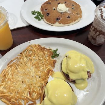 Omelette House - Blueberry Pancakes, Eggs Benedict - Breakfast & Brunch Near Me - Garden Grove, California Omelette House - Blueberry Pancakes, Eggs Benedict - Breakfast & Brunch Near Me - Garden Grove, California