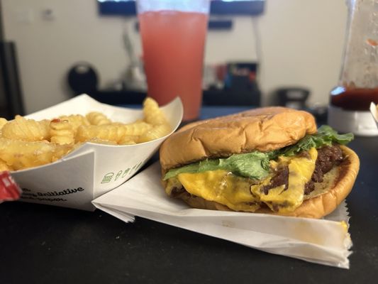 Shake Shack Katy Freeway by null