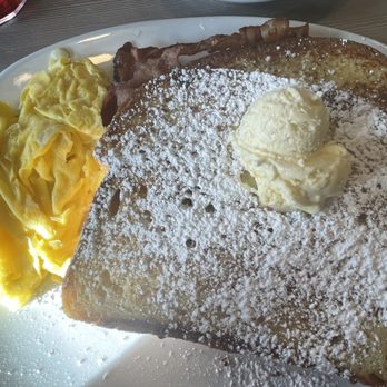 Perkins Restaurant & Bakery - Brioche French Toast Platter - Bakeries Near Me - Noblesville, Indiana