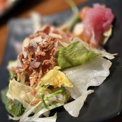 Kuma Sushi - Sashimi salad