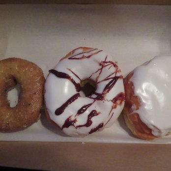 Donut Drive-In - Blueberry cake, marble, iced jelly - Donuts Near Me - Saint Louis, Missouri Donut Drive-In - Blueberry cake, marble, iced jelly - Donuts Near Me - Saint Louis, Missouri