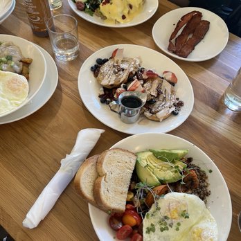 Morning Belle - Garden Grain Bowl, Cinnamon Roll French Toast, The Gardener's Benedict - Breakfast & Brunch Near Me - Grand Rapids, Michigan Morning Belle - Garden Grain Bowl, Cinnamon Roll French Toast, The Gardener's Benedict - Breakfast & Brunch Near Me - Grand Rapids, Michigan