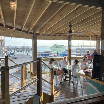 Breezeway Restaurant - Outdoor seating - Seafood Near Me - Topsail Beach, North Carolina
