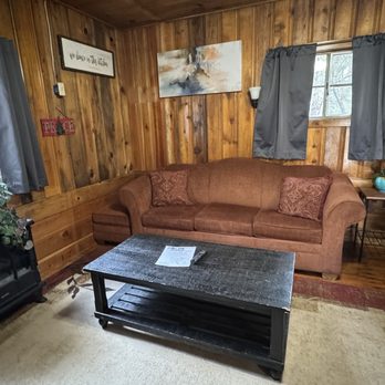 Hidden Rest Resort - Living room - Resorts Near Me - Lakeside, Arizona