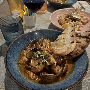 Covewood - Cioppino - New American Near Me - San Diego, California