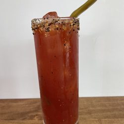 On Edge Brewery - Caesar