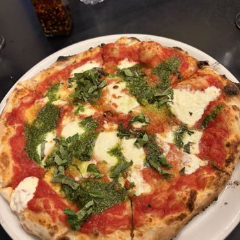 Enoteca Ama - burrata pizza - Pizza Near Me - Beacon, New York