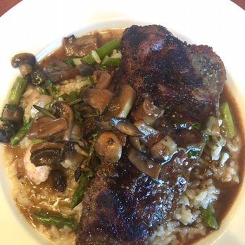 Tutti Toscani by Lamberti - Shrimp and asparagus risotto with strip steak, a Sunday special - Italian Near Me - Cherry Hill, New Jersey