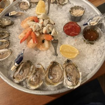 Grille 620 - Raw Bar sampler - Seafood Near Me - Ellicott City, Maryland