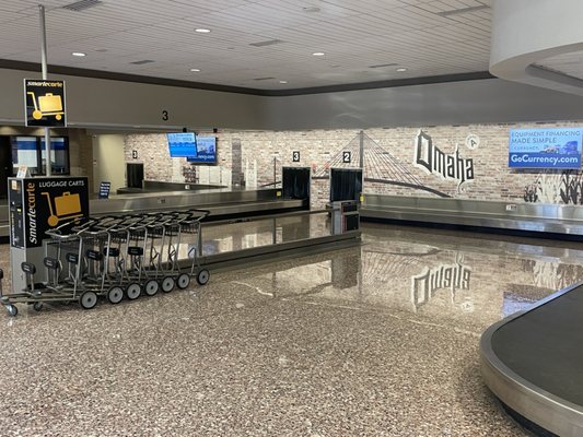 Eppley Airfield by null