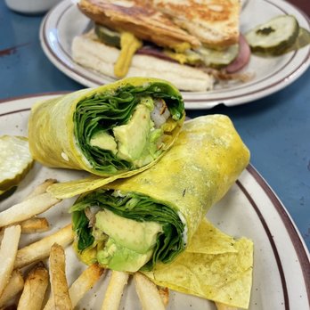 Mandy’s Cafe & Deli - Breakfast & Brunch Near Me - Tomah, Wisconsin