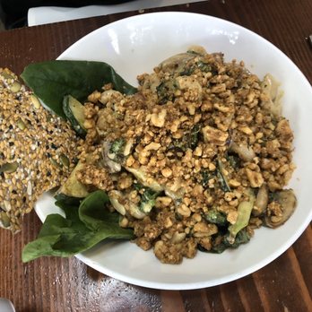 Be Love - Mac bowl - Vegan Near Me - Victoria, British Columbia