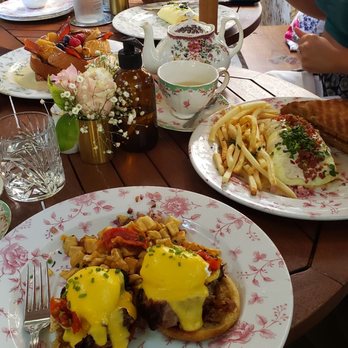 Little Hen - Breakfast & Brunch Near Me - Miami, Florida
