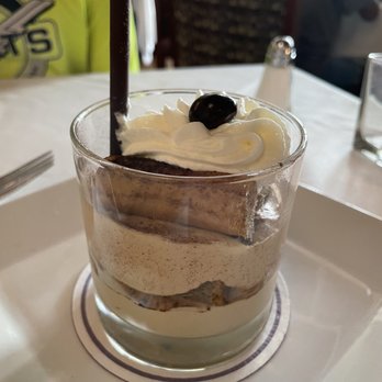 Davio's - Tiramisu - Steakhouses Near Me - Braintree, Massachusetts