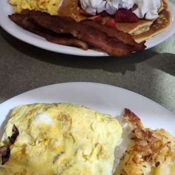 Sam's Ferndale Grill - Diners Near Me - Ferndale, Michigan Sam's Ferndale Grill - Diners Near Me - Ferndale, Michigan