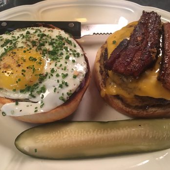 Au Cheval - Single burger with bacon and egg - Bars Near Me - Chicago, Illinois Au Cheval - Single burger with bacon and egg - Bars Near Me - Chicago, Illinois