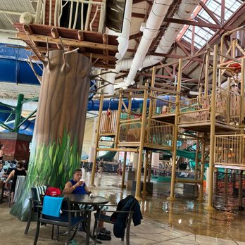 Great Wolf Lodge - Resorts Near Me - Williamsburg, Virginia