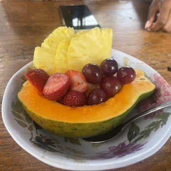 Countryside Cafe - Papaya Fruit Bowl - Breakfast & Brunch Near Me - Waianae, Hawaii