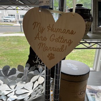 Top Drawer Consignment - Cute decor - Used, Vintage & Consignment Near Me - Granby, Connecticut