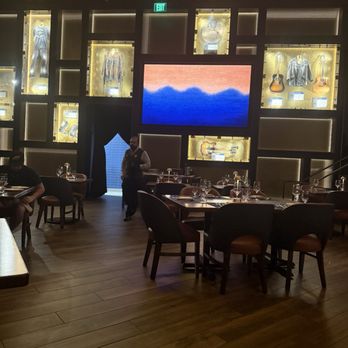 Deep Cut - Steakhouses Near Me - Mettler, California