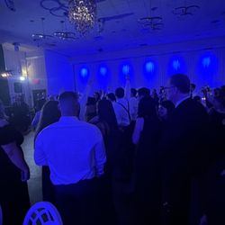 Temple Avodah - The East Coast Band is bringing this wedding to life!! Wonderful ambiance at Temple Avodah.