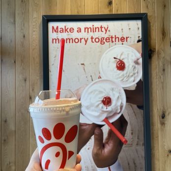 Chick-fil-A - Peppermint shake - Fast Food Near Me - Sioux Falls, South Dakota Chick-fil-A - Peppermint shake - Fast Food Near Me - Sioux Falls, South Dakota