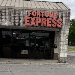 Fortune Express Chinese Restaurant - Outside