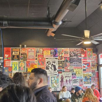 Benaddiction North - Seating and decor - Sandwiches Near Me - Fresno, California Benaddiction North - Seating and decor - Sandwiches Near Me - Fresno, California
