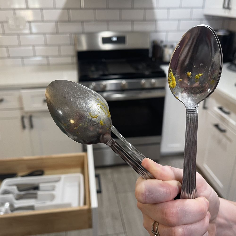 REBL Rentals - Fresh wet mustard on most of the spoons - so gross - Vacation Rentals Near Me REBL Rentals - Fresh wet mustard on most of the spoons - so gross - Vacation Rentals Near Me