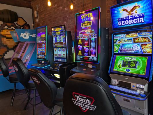 Red Door Tavern by null