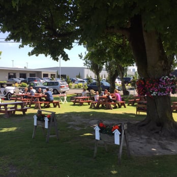 Pick-Quick Drive In - Burgers Near Me - Fife, Washington Pick-Quick Drive In - Burgers Near Me - Fife, Washington