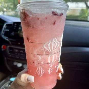 Starbucks - Pink drink - Coffee & Tea Near Me - Delray Beach, Florida Starbucks - Pink drink - Coffee & Tea Near Me - Delray Beach, Florida