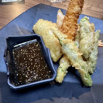 Kan Sushi - Best tempura mixed vegetables... cooked to perfection!! - Sushi Bars Near Me - Honolulu, Hawaii
