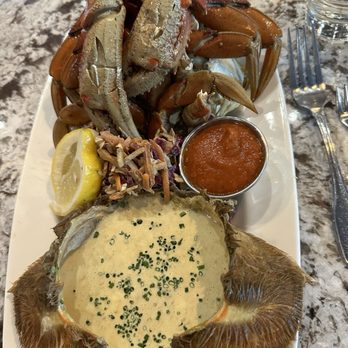 Taylor Shellfish Oyster Bar - Whole Dungeness Crab - Seafood Near Me - Seattle, Washington