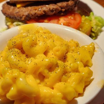 Goodson's Café - Burger and Mac and Cheese - American Near Me - Tomball, Texas Goodson's Café - Burger and Mac and Cheese - American Near Me - Tomball, Texas