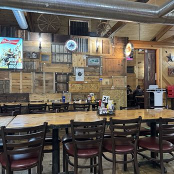 Big Tex Bar-B-Que - Repurposed wood wall - Barbeque Near Me - Willcox, Arizona