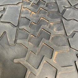 Eco Wash Express Car Wash - Mat has a lot of dirt